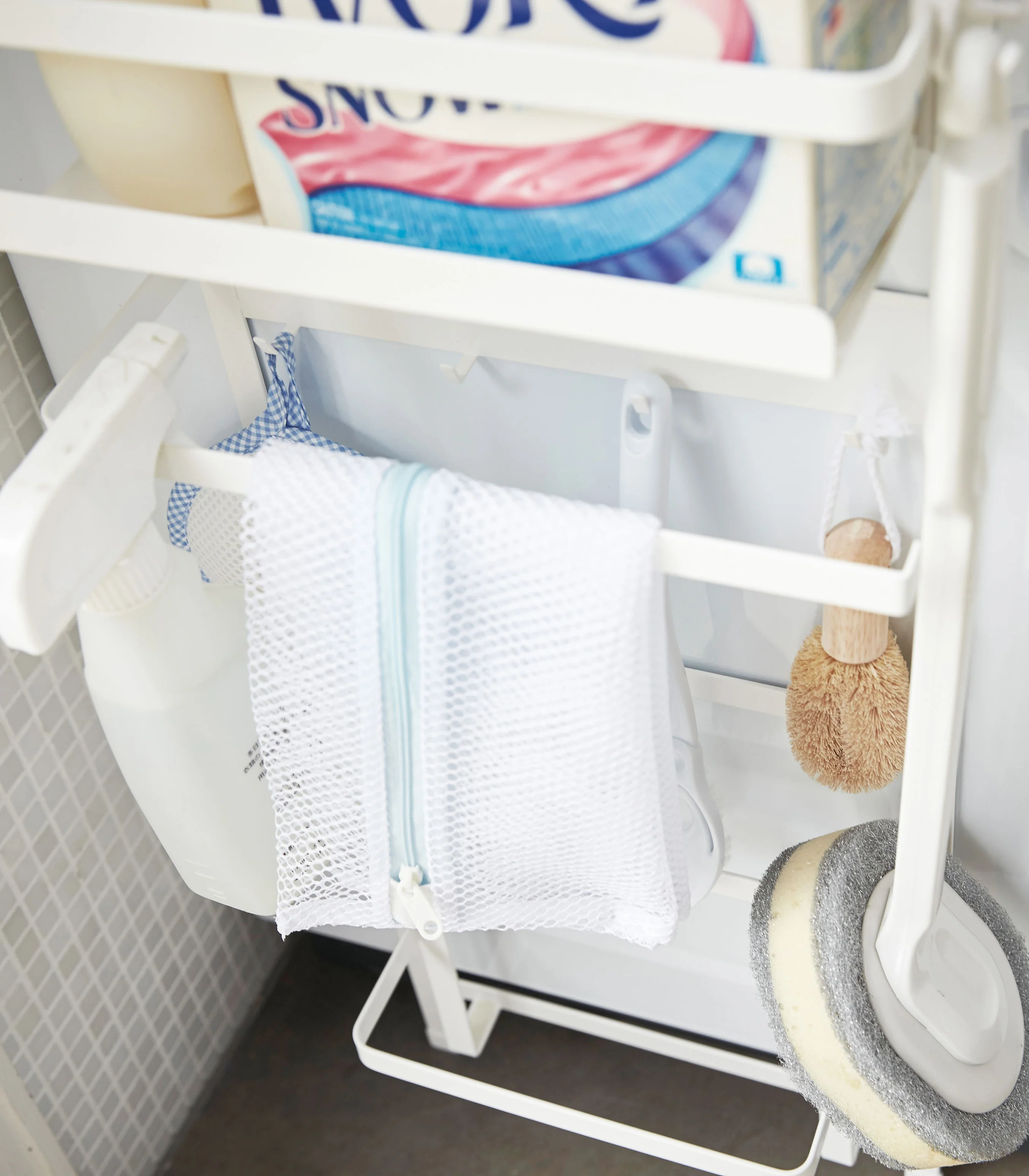 Magnetic Laundry Organizer - Steel - Image 5