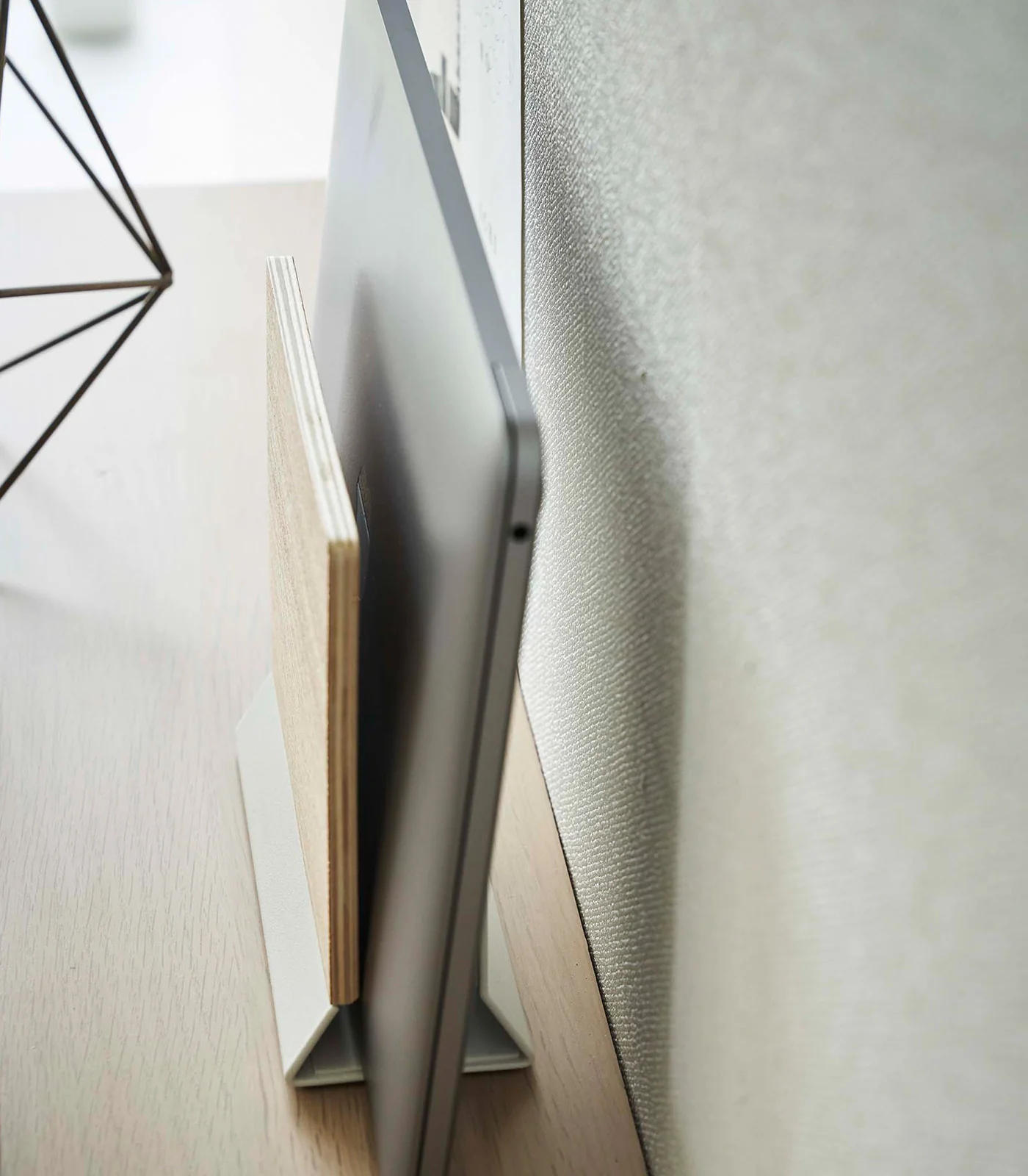 Slim Laptop Stand - Steel + Wood - Image 5