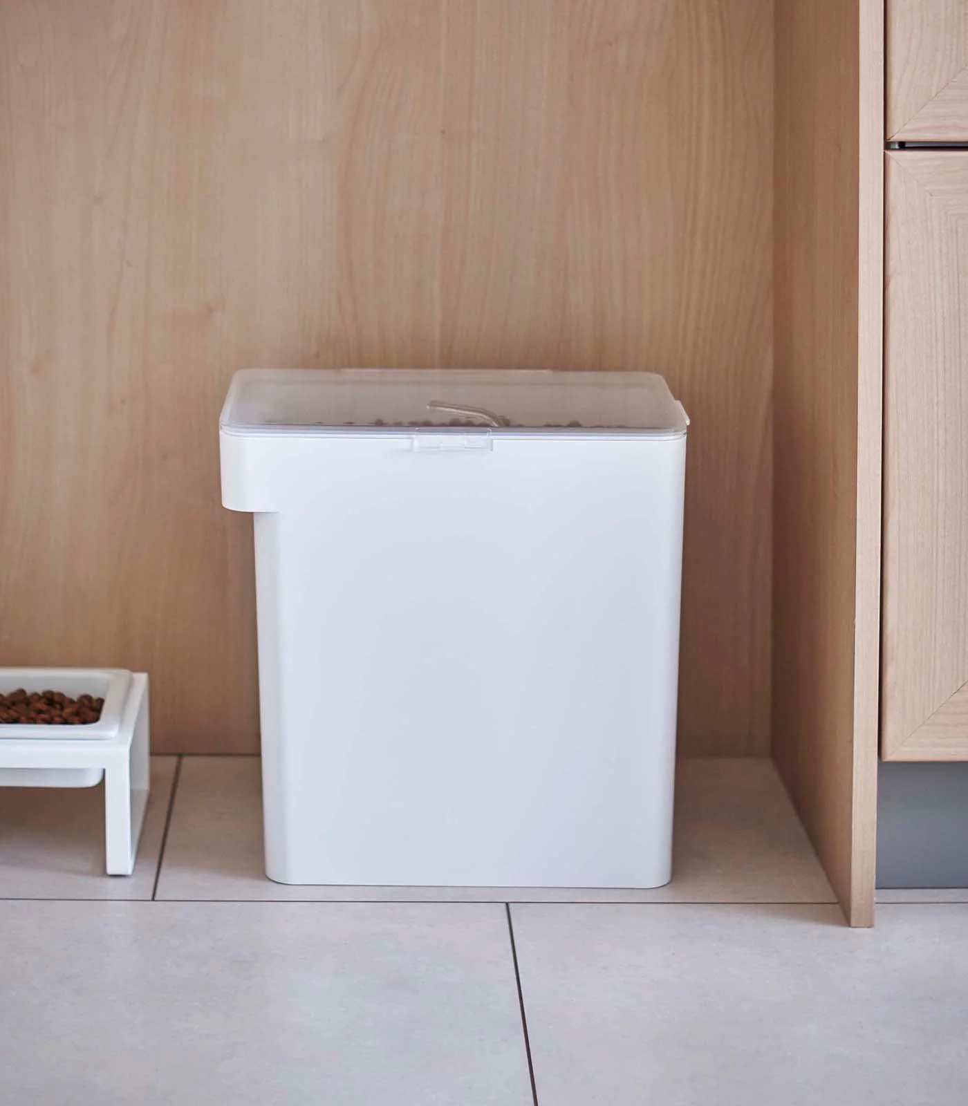 Airtight Pet Food Container - Three Sizes - Image 17