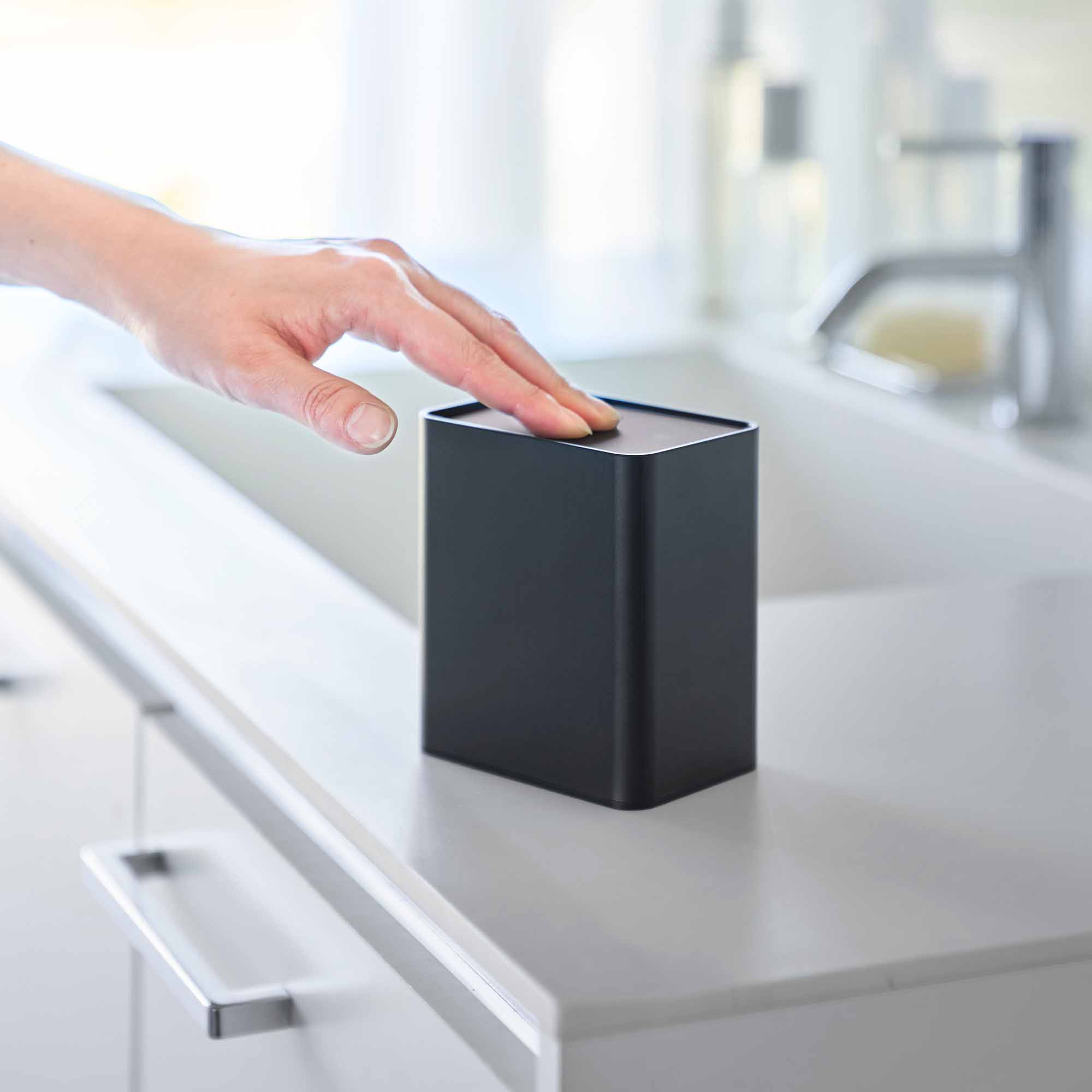 Cotton Swab Push-Top Case - Image 14