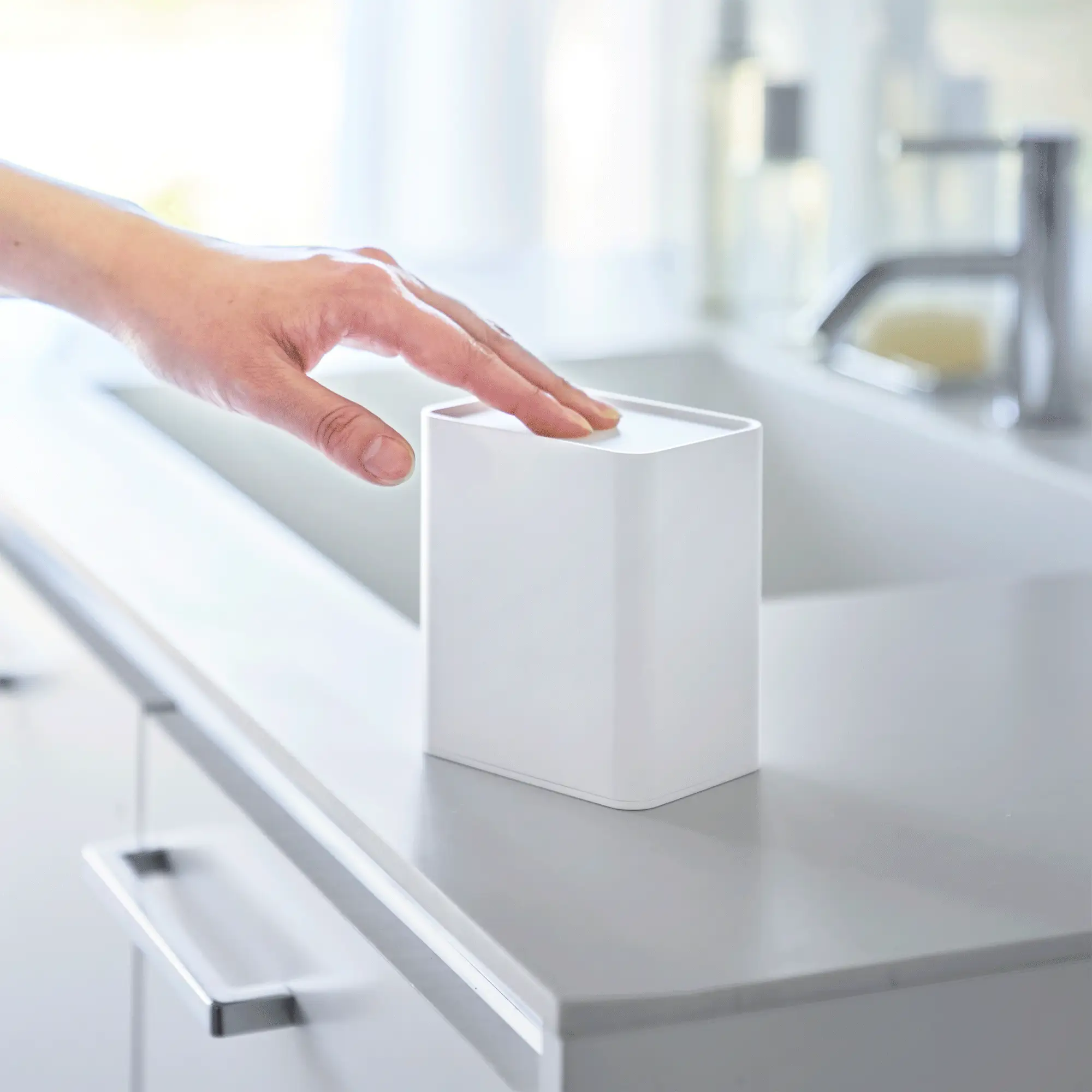 Cotton Swab Push-Top Case - Image 7