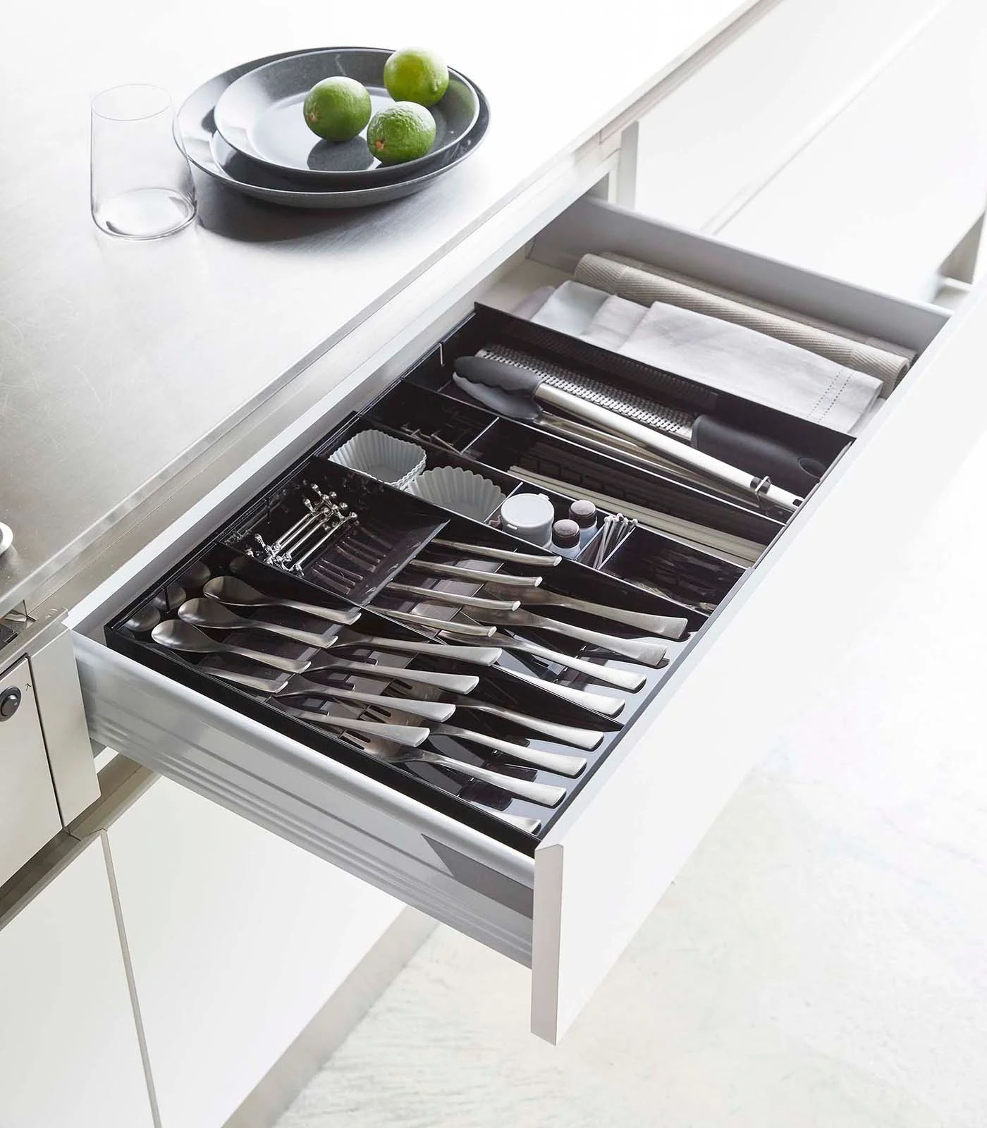 Expandable Cutlery Organizer - Large - Image 7