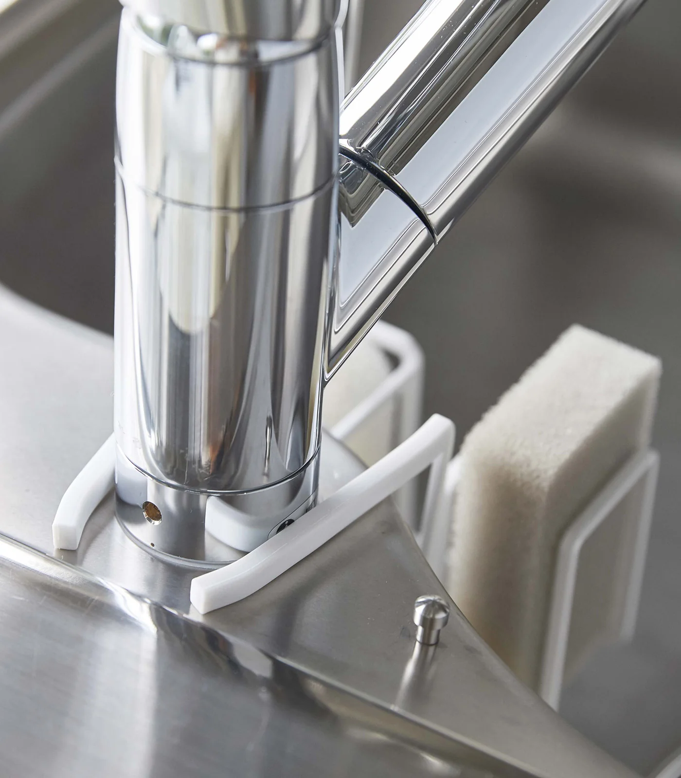 Faucet-Hanging Sponge & Brush Holder - Steel - Image 5