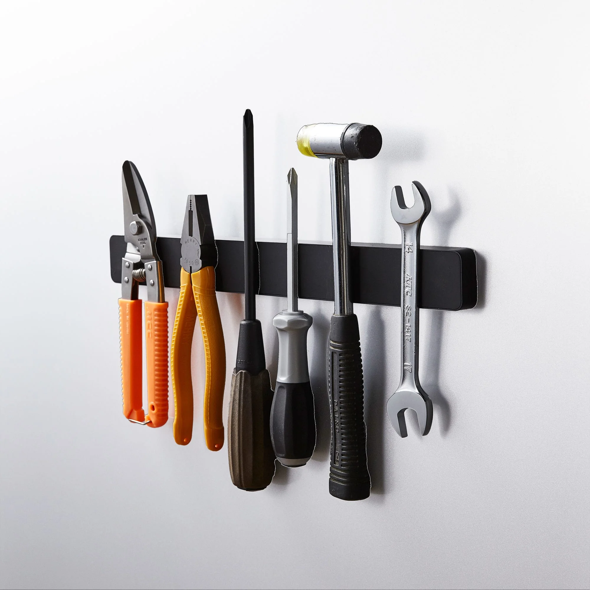 Magnetic Knife Rack - Image 12