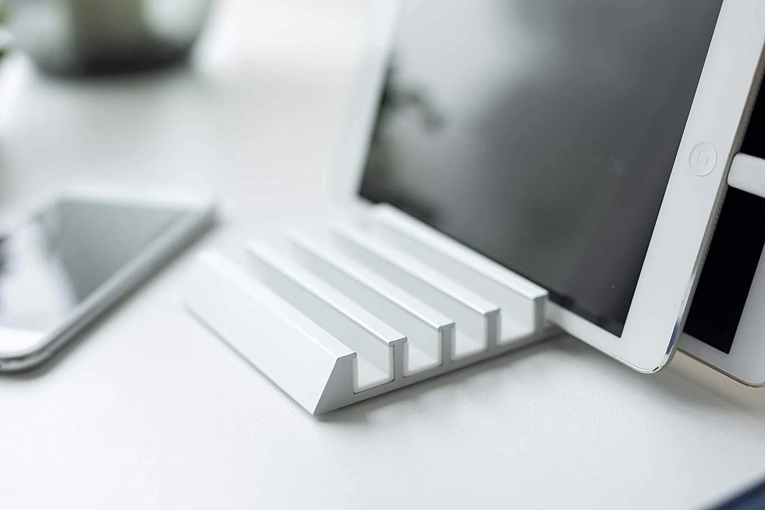 Phone & Tablet Stand - Aluminum - Image 4