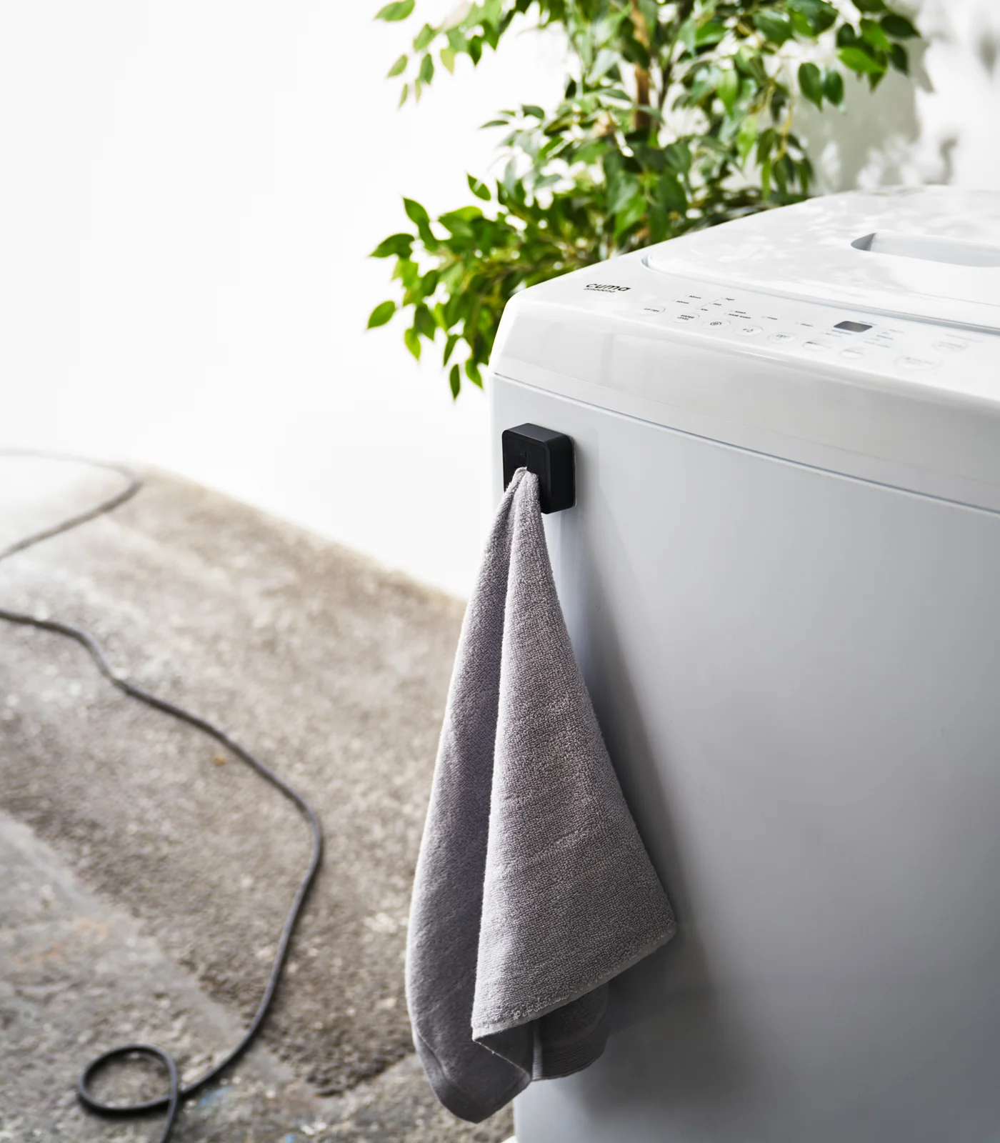 Traceless Adhesive Kitchen Towel Holder - Image 7