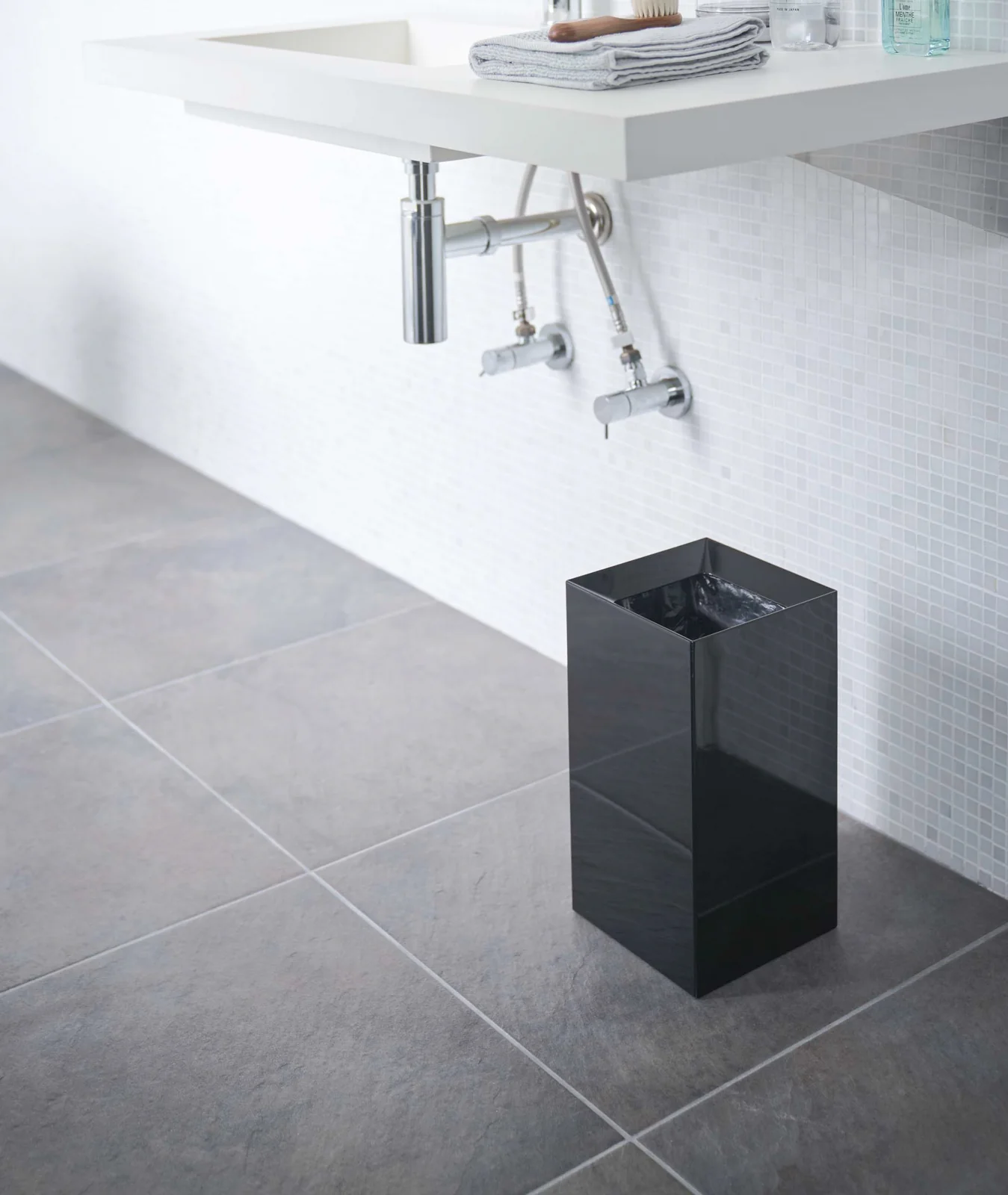 Trash Can - Image 11
