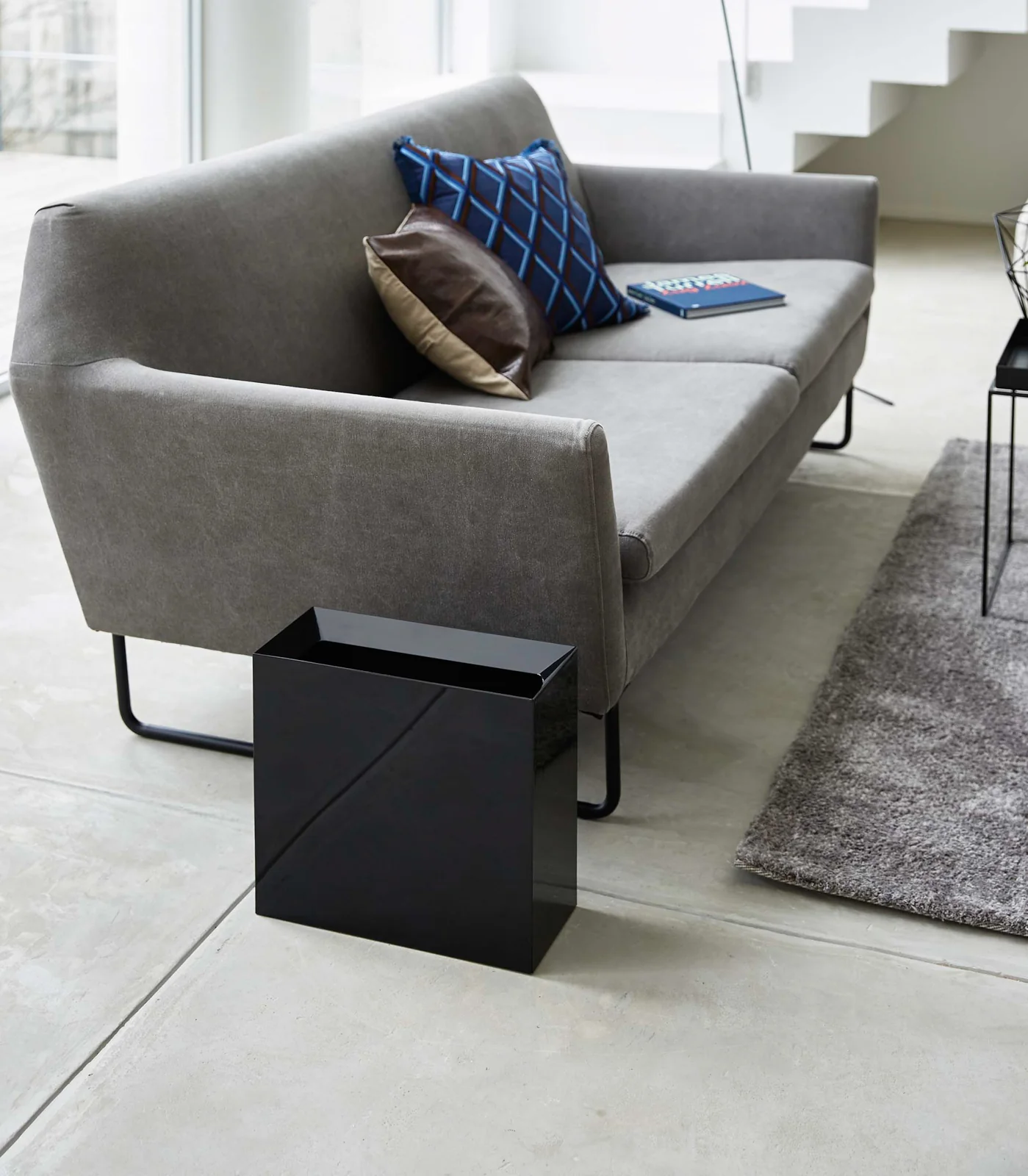 Trash Can - Wide - Image 7