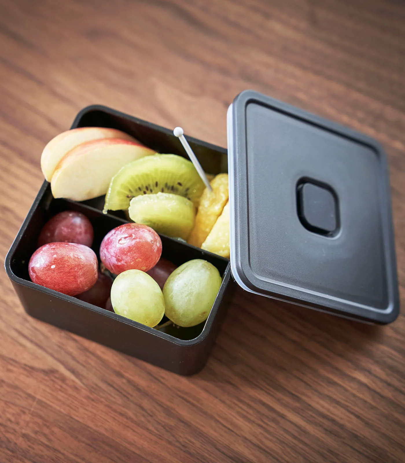 Vacuum-Sealing Food Storage Container - Image 9